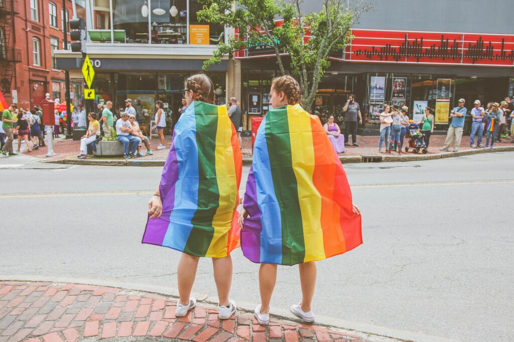 بات العالم المعاصر اكثر قبولا للعلاقات المثلية